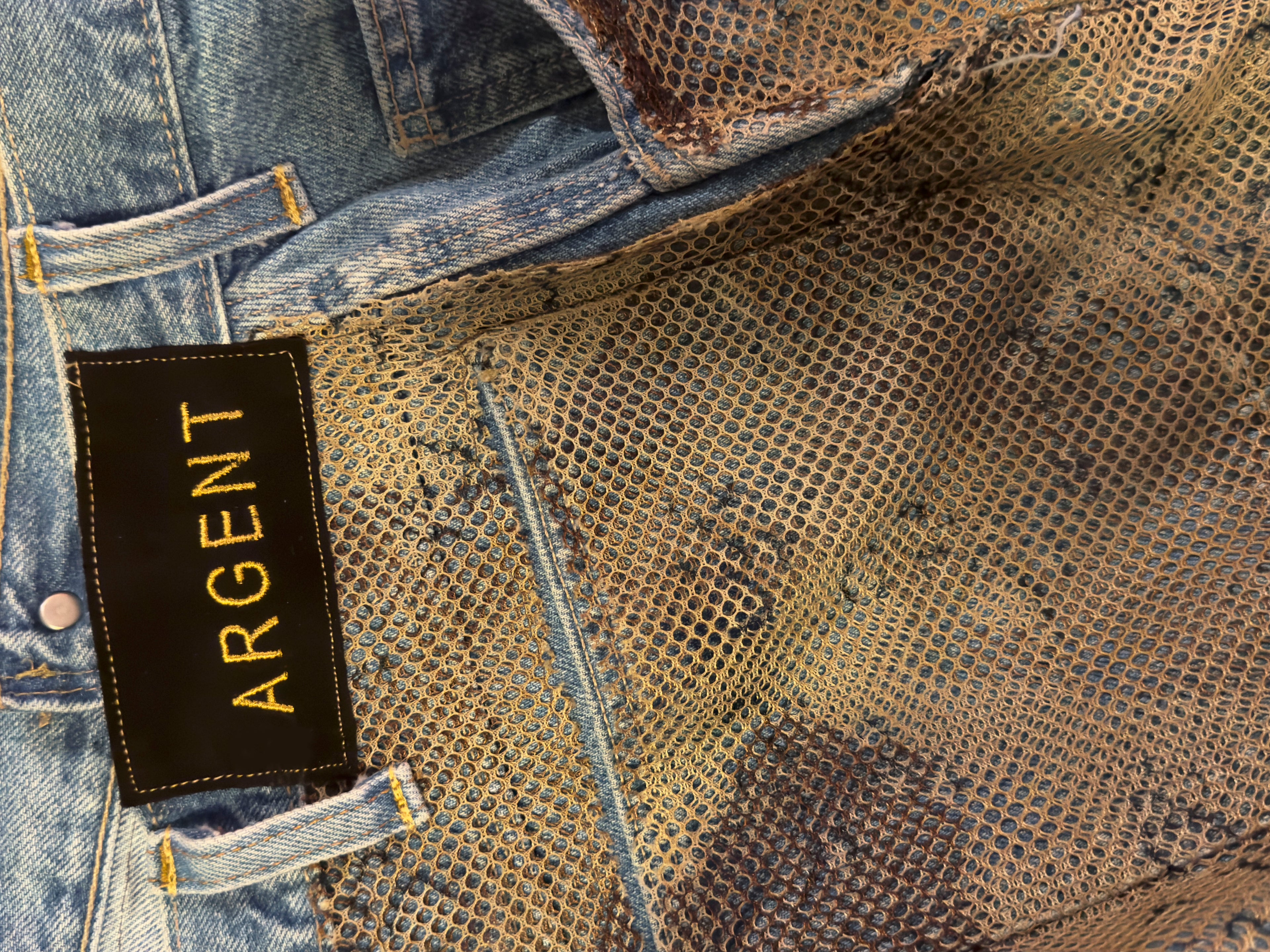 DESERT CAMO JEAN SHORTS